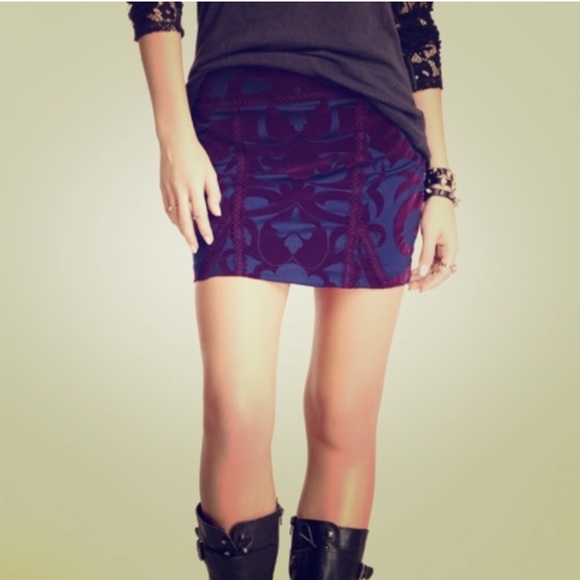 Free People Dresses & Skirts - Free People Going for Baroque velvet mini skirt XS